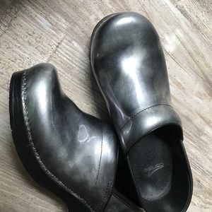 DANSKO SIZE 39 EXCELLENT CONDITION!!!!!!